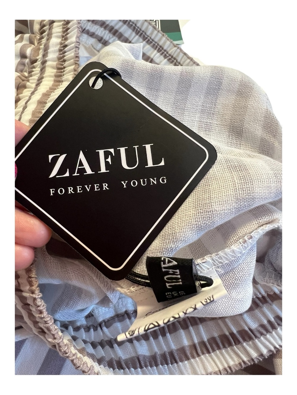 NWT Zaful Khaki White Striped Palazzo Pants Wide Leg Drawstring | Size 4 - Picture 14 of 14